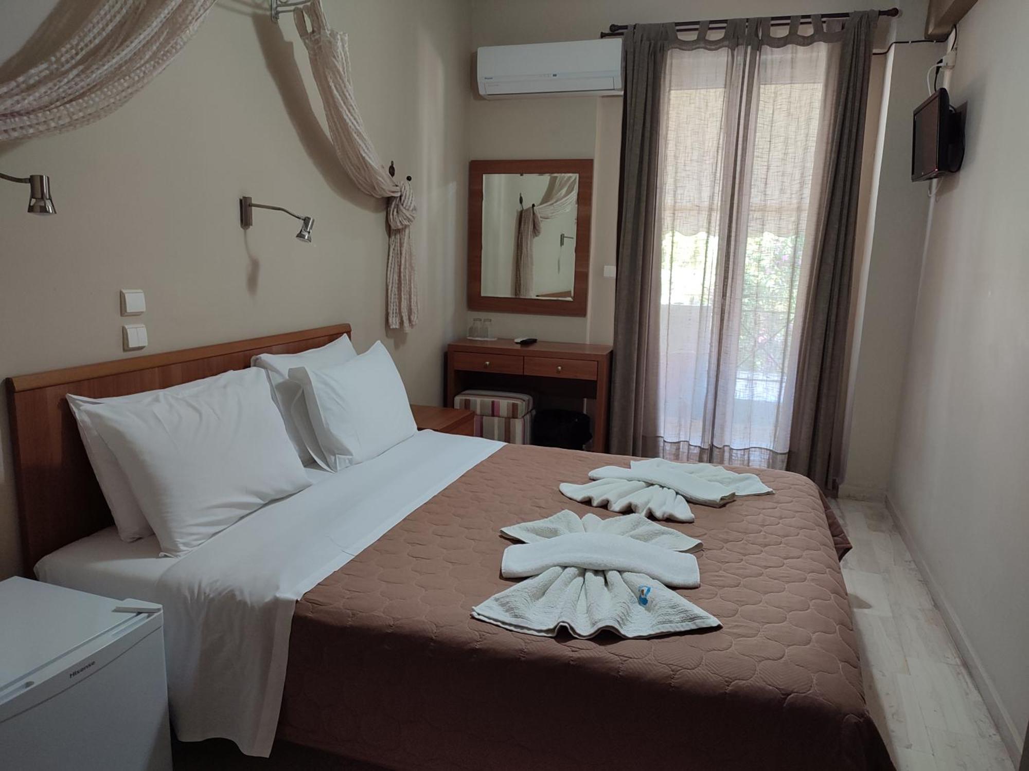 Vassiliki Bay Hotel Экстерьер фото